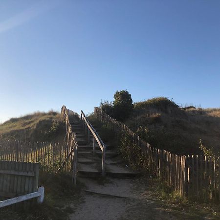 Le Petit Navire - Acces Direct Plage Cabourg Exterior photo